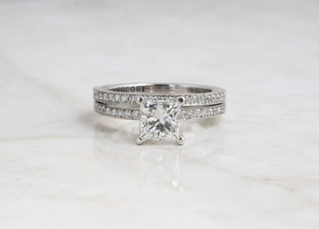 image of princess cut diamond ring shape