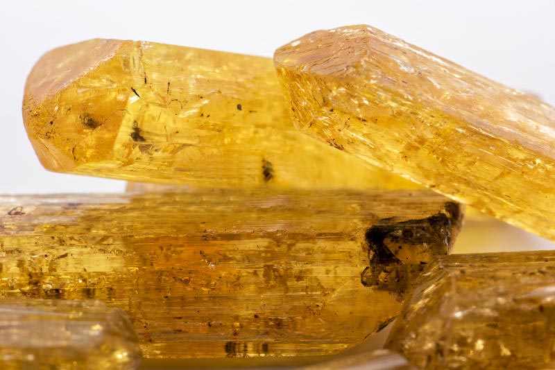 Rough uncut citrine.