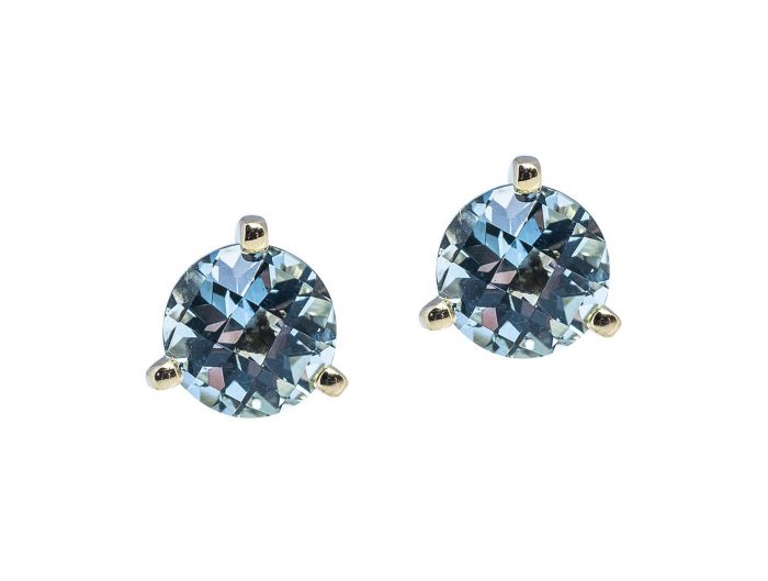 White gold stud earrings set with aquamarine.