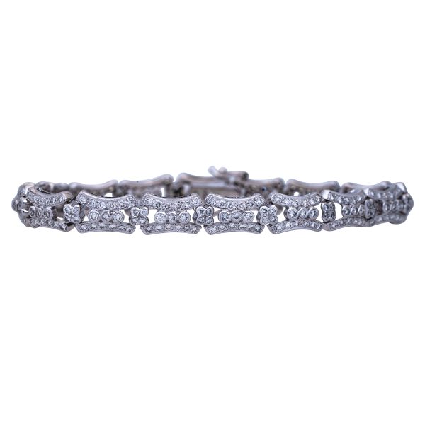 Vintage 5.81 Carats Diamond Scalloped Bracelet