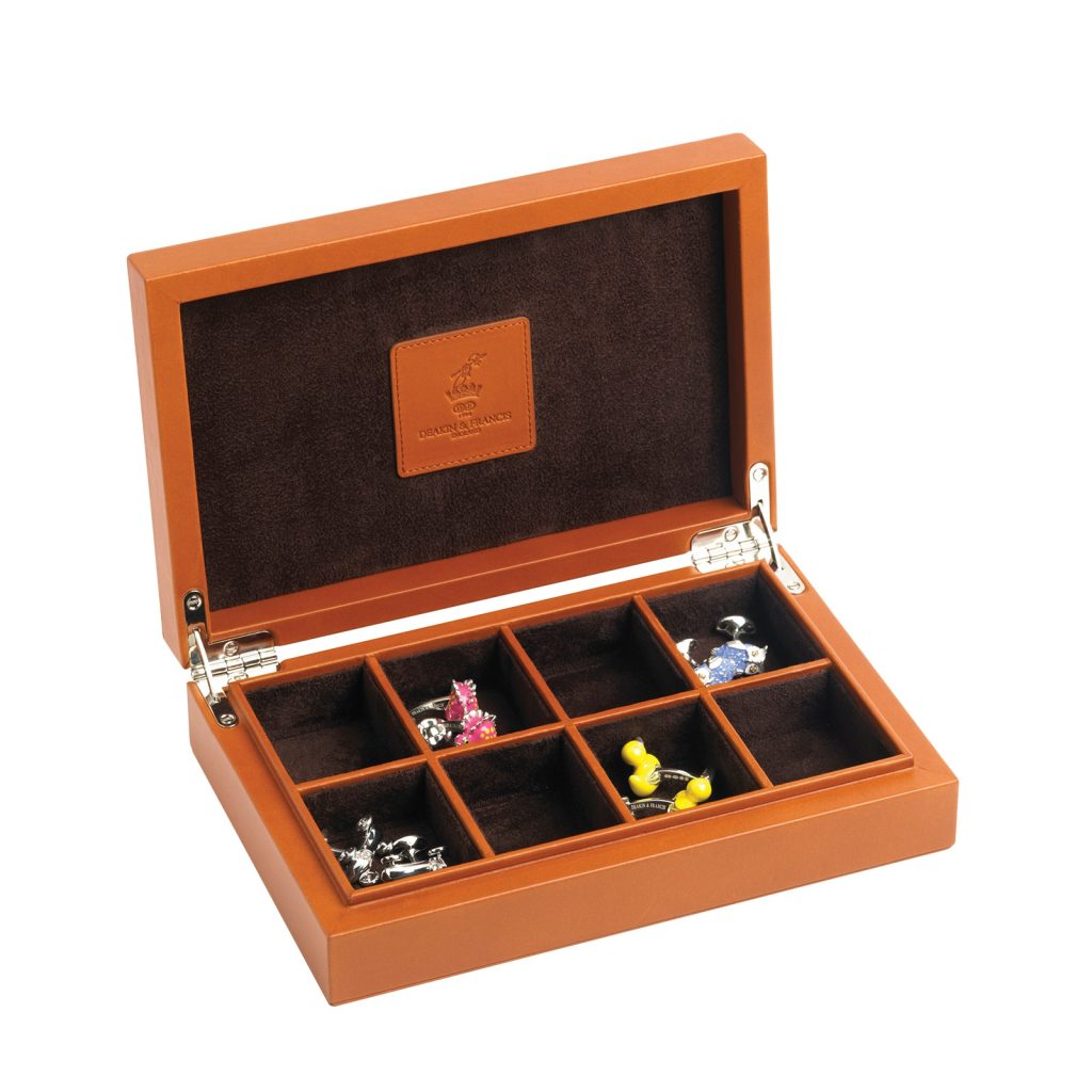 Wolf designs wooden 8-watch storage box.