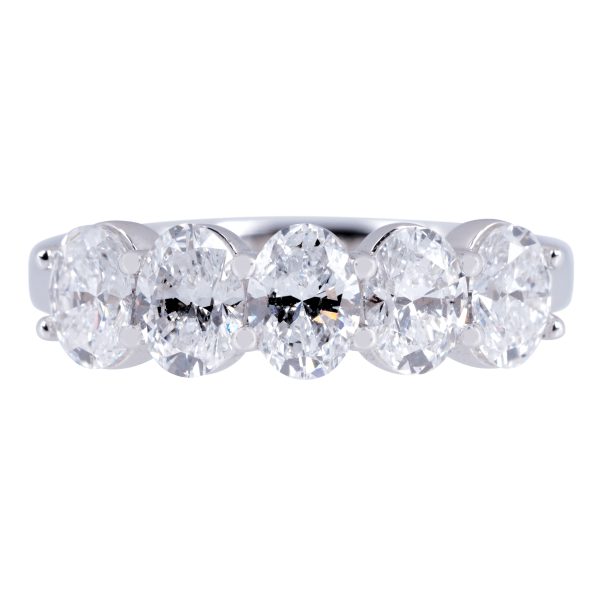 New 2.00 Carats Lab-Grown Oval Diamond Band