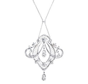 Edwardian platinum statement necklace set with diamonds.