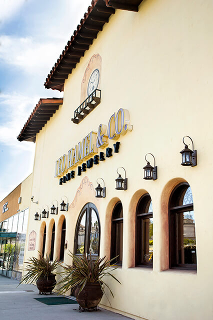 Outside view of the front of Leo Hamel Fine Jewelers showroom.